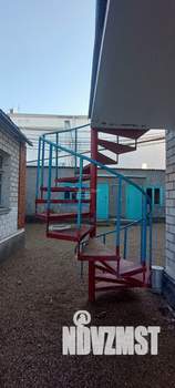 Дом 100м&sup2;, 2-этажный, участок 3 сот.  