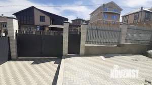 Дом 146м&sup2;, 2-этажный, участок 4 сот.  