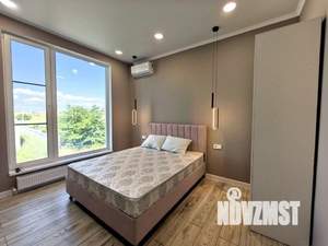 Дом 140м&sup2;, 2-этажный, участок 5 сот.  