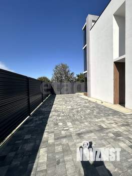 Дом 209м&sup2;, 2-этажный, участок 3 сот.  