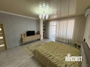 Дом 330м², 2-этажный, участок 6 сот.  