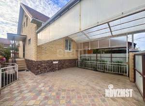 Дом 99м&sup2;, 3-этажный, участок 8 сот.  