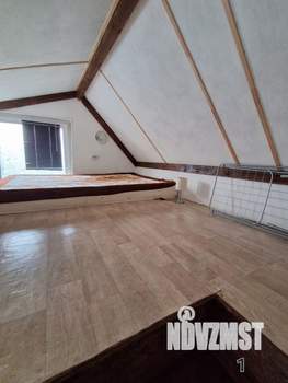 Дом 30м², 2-этажный, участок 5 сот.  