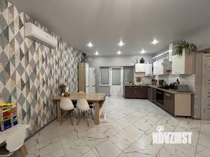 Дом 110м&sup2;, 2-этажный, участок 4 сот.  