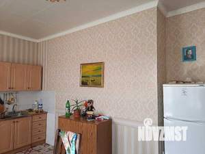 Дом 200м&sup2;, 2-этажный, участок 8 сот.  