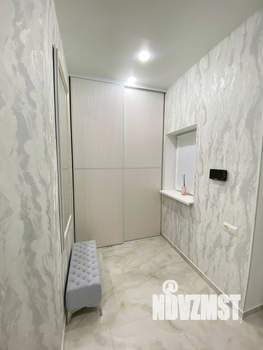 Дом 200м&sup2;, 2-этажный, участок 4 сот.  