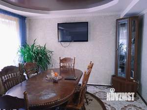 Дом 150м&sup2;, 2-этажный, участок 9 сот.  