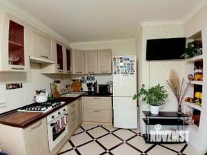 Дом 75м&sup2;, 2-этажный, участок 8 сот.  