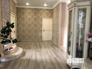 Дом 352м², 3-этажный, участок 5 сот.  