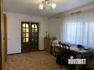 Дом 140м&sup2;, 2-этажный, участок 9 сот.  