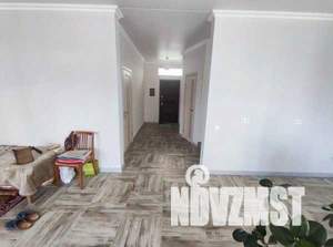 Дом 123м&sup2;, 2-этажный, участок 3 сот.  