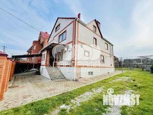 Дом 329м&sup2;, 2-этажный, участок 10 сот.  