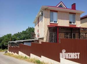 Дом 163м&sup2;, 3-этажный, участок 3 сот.  