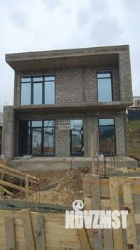 Дом 230м&sup2;, 2-этажный, участок 3 сот.  