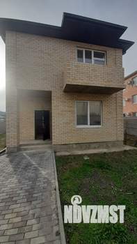 Дом 140м&sup2;, 2-этажный, участок 4 сот.  