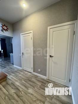 Дом 100м&sup2;, 2-этажный, участок 4 сот.  