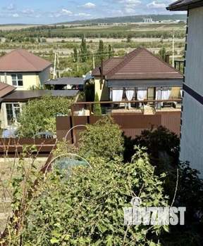 Дом 101м&sup2;, 2-этажный, участок 3 сот.  