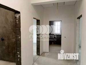 Дом 100м&sup2;, 2-этажный, участок 6 сот.  