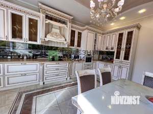 Коттедж 201м&sup2;, 2-этажный, участок 4 сот.  