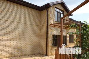 Дом 250м&sup2;, 2-этажный, участок 5 сот.  