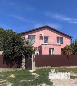 Дом 230м&sup2;, 2-этажный, участок 6 сот.  