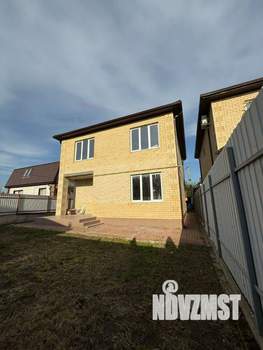 Дом 182м&sup2;, 2-этажный, участок 3 сот.  