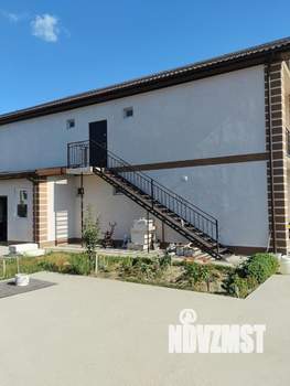 Дом 313м&sup2;, 2-этажный, участок 17 сот.  