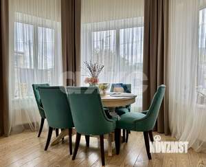 Дом 476м&sup2;, 3-этажный, участок 10 сот.  