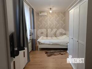 Дом 320м&sup2;, 1-этажный, участок 5 сот.  