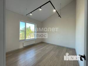 Дом 130м², 1-этажный, участок 6 сот.  