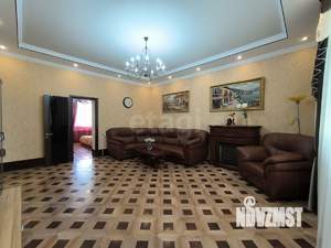 Дом 150м², 2-этажный, участок 3 сот.  