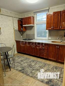 Дом 70м&sup2;, 1-этажный, участок 10 сот.  