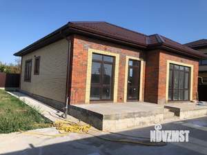 Дом 120м&sup2;, 2-этажный, участок 5 сот.  