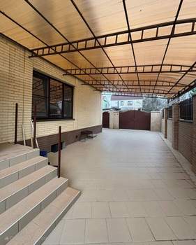 Дом 260м², 2-этажный, участок 0 сот.  