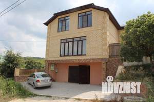 Дом 250м², 2-этажный, участок 5 сот.  