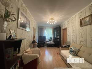 Дом 166м&sup2;, 2-этажный, участок 4 сот.  