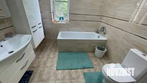 Дом 137м&sup2;, 2-этажный, участок 4 сот.  