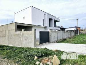 Дом 216м&sup2;, 2-этажный, участок 6 сот.  