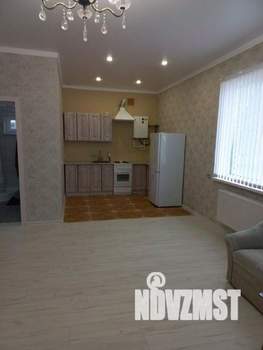 Дом 65м², 2-этажный, участок 3 сот.  