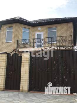 Дом 184м&sup2;, 2-этажный, участок 3 сот.  