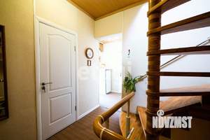 Дом 224м&sup2;, 3-этажный, участок 6 сот.  