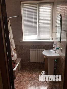 Дом 438м², 2-этажный, участок 3 сот.  