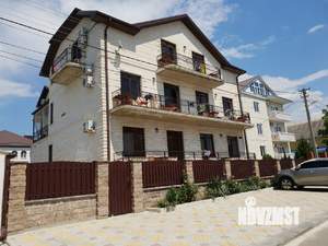 Дом 560м&sup2;, 4-этажный, участок 6 сот.  