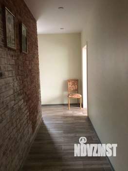 Дом 180м&sup2;, 2-этажный, участок 5 сот.  