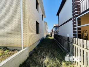 Дом 180м², 2-этажный, участок 3 сот.  