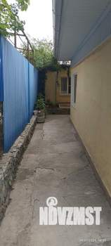 Дом 37м&sup2;, 2-этажный, участок 4 сот.  