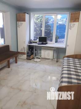 Дом 272м&sup2;, 3-этажный, участок 3 сот.  