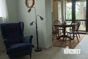 Коттедж 453м&sup2;, 3-этажный, участок 19 сот.  