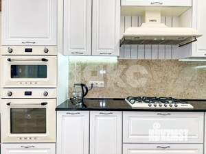 Дом 387м&sup2;, 2-этажный, участок 6 сот.  