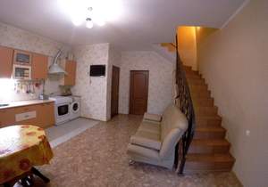 Дом 180м², 3-этажный, участок 1 сот.  